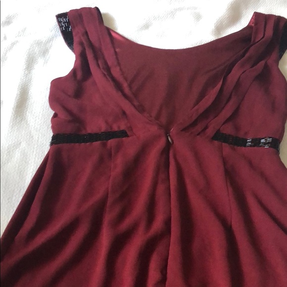 Dress - Picture 3 of 4